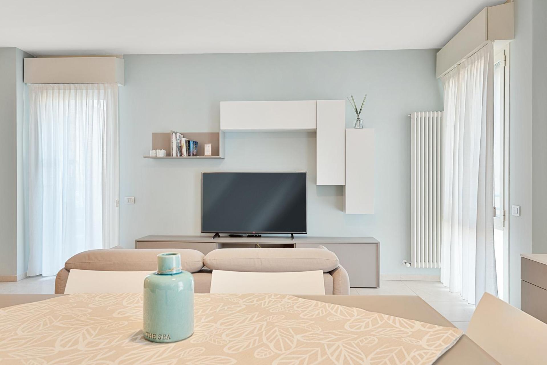 Levante Appartamento Di Pregio, Terrazza E Vista Panoramica Sul Mare E La Citta ヴィアレッジョ エクステリア 写真